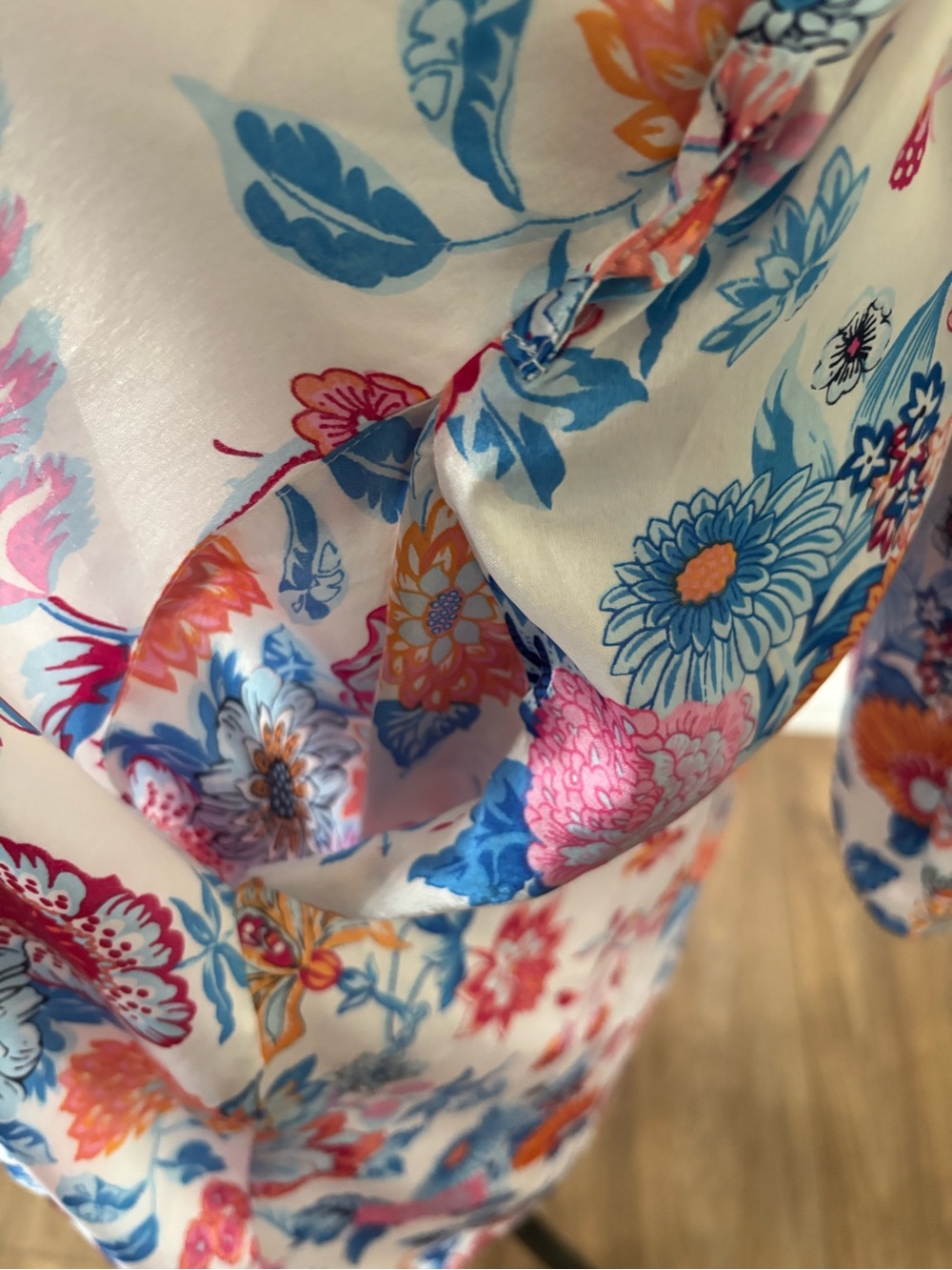 Tolani Collection Satin Floral Robe - Picture 6 of 11